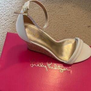 Lilly Pulitzer Resort White Cork Wedge Sandals with Ankle Strap and Gold Insole